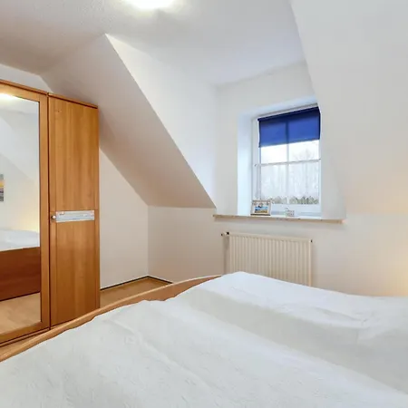 Apartment Neuschoenberg 2, Og